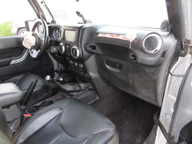 Photo 4 VIN: 1C4BJWFG5DL694217 - JEEP WRANGLER U 