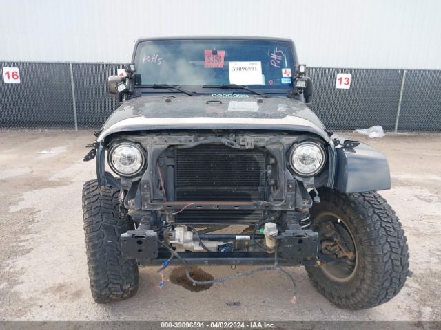 Photo 5 VIN: 1C4BJWFG5HL676077 - JEEP WRANGLER UNLIMITED 