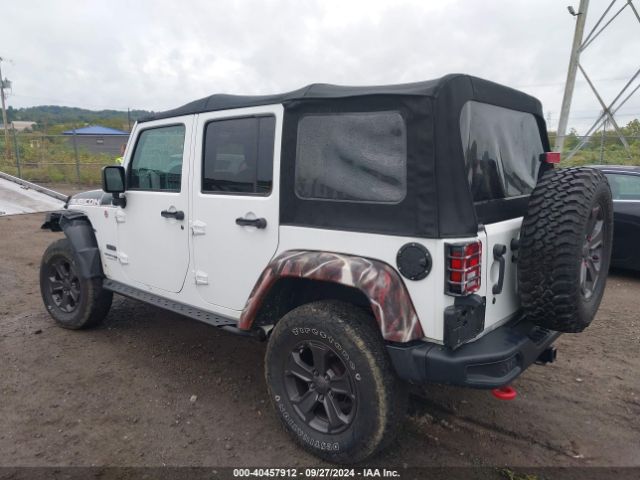 Photo 2 VIN: 1C4BJWFG5JL805585 - JEEP WRANGLER JK 