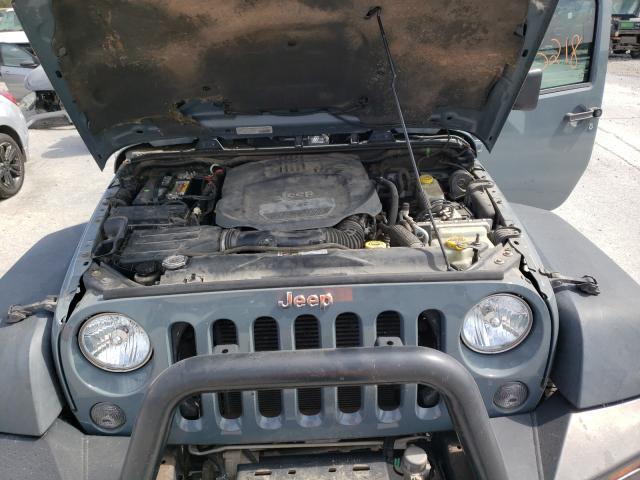 Photo 6 VIN: 1C4BJWFG7EL262231 - JEEP WRANGLER U 