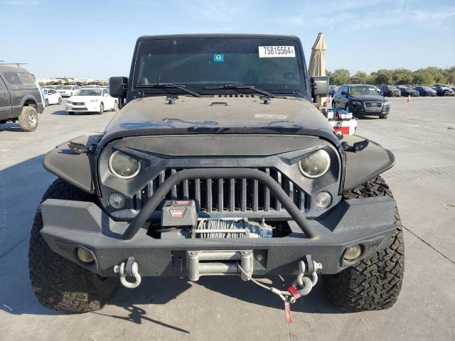 Photo 4 VIN: 1C4BJWFG7EL292877 - JEEP WRANGLER U 