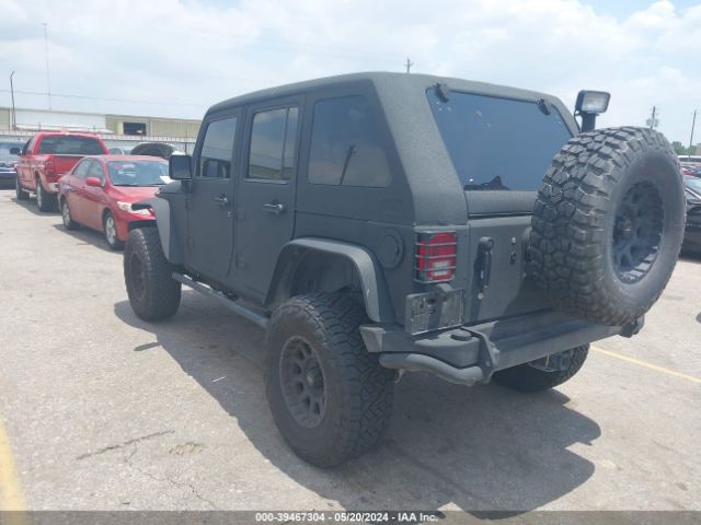 Photo 2 VIN: 1C4BJWFG7GL215879 - JEEP WRANGLER UNLIMITED 