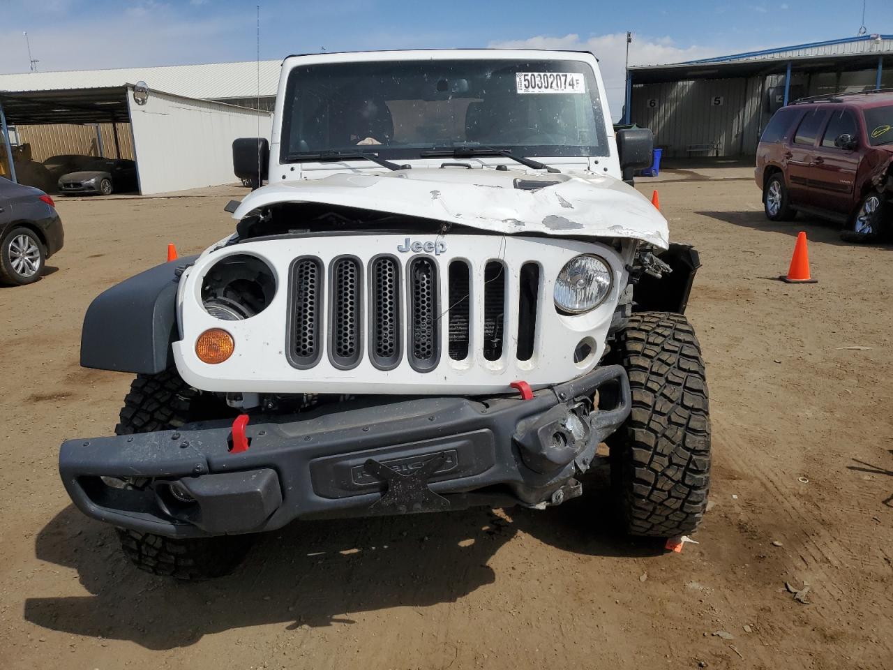 Photo 4 VIN: 1C4BJWFG8DL691828 - JEEP WRANGLER 