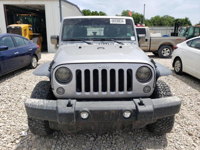 Photo 4 VIN: 1C4BJWFG8EL164101 - JEEP WRANGLER U 