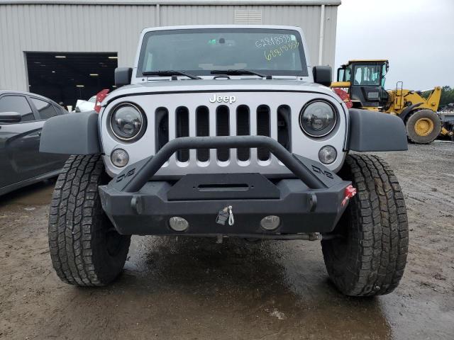 Photo 4 VIN: 1C4BJWFG8FL693579 - JEEP WRANGLER U 