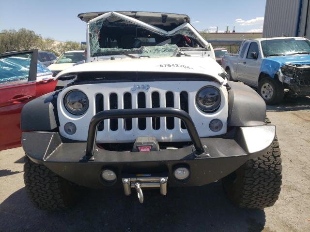 Photo 4 VIN: 1C4BJWFG8GL255565 - JEEP WRANGLER 