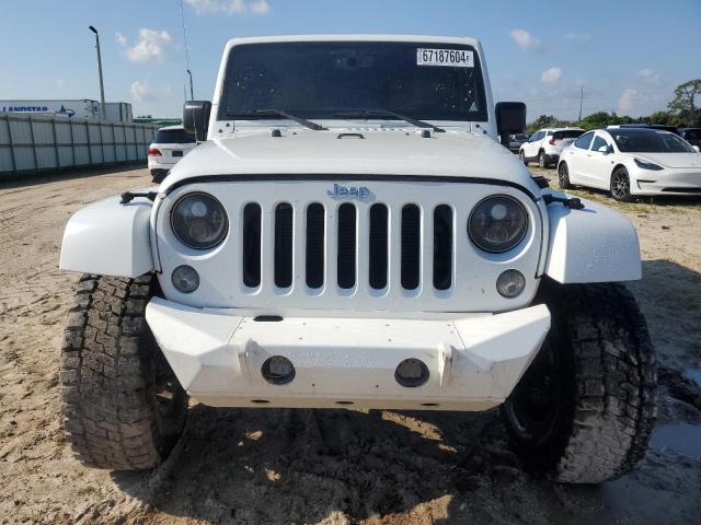 Photo 4 VIN: 1C4BJWFG8GL283768 - JEEP WRANGLER U 