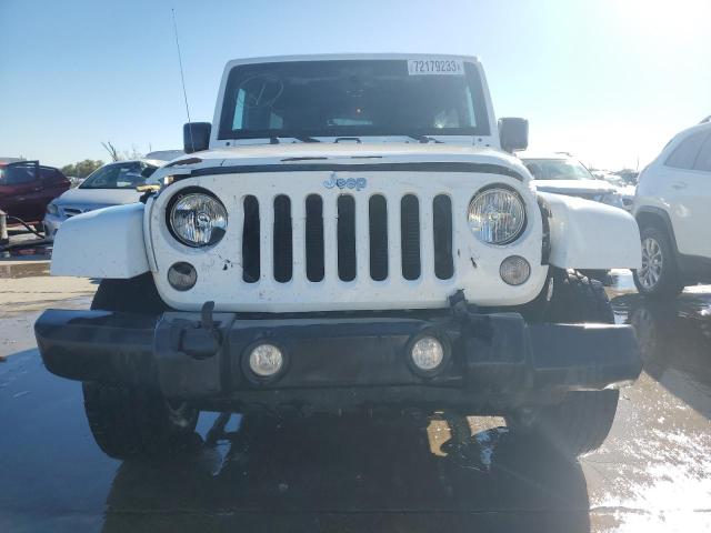 Photo 4 VIN: 1C4BJWFG9FL586251 - JEEP WRANGLER 