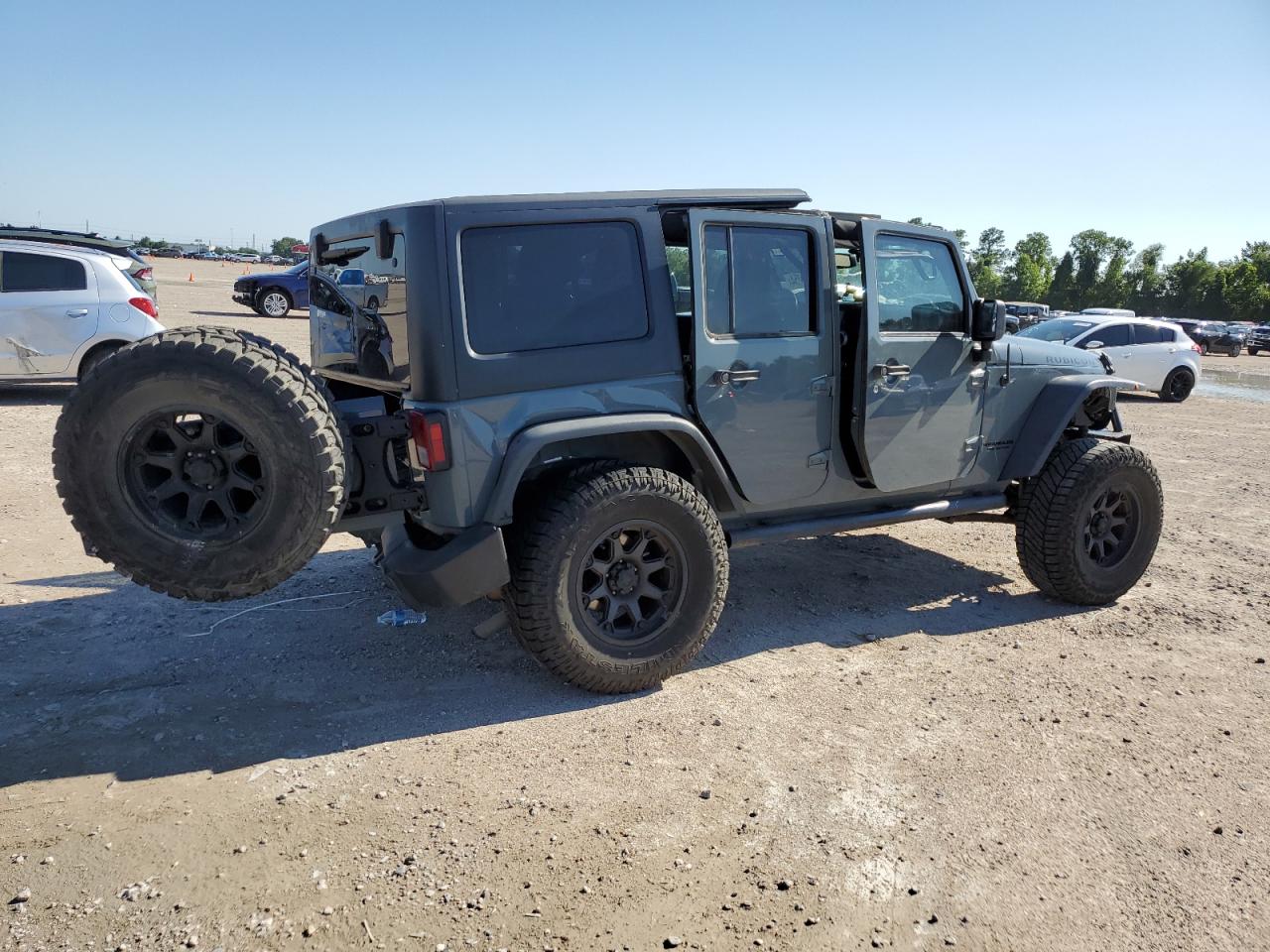 Photo 2 VIN: 1C4BJWFGXEL181529 - JEEP WRANGLER 