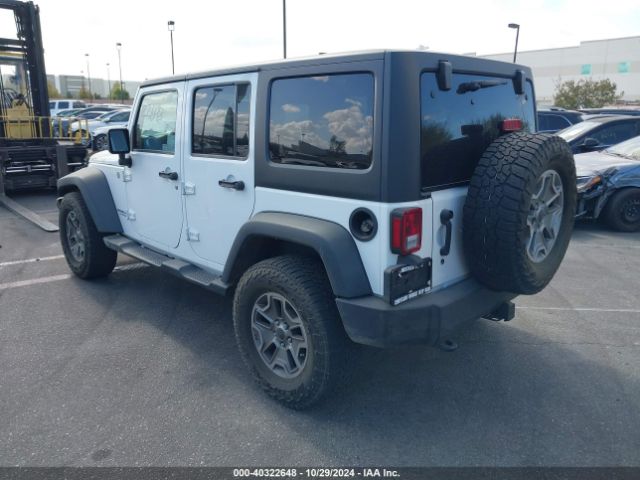 Photo 2 VIN: 1C4BJWFGXFL714173 - JEEP WRANGLER 