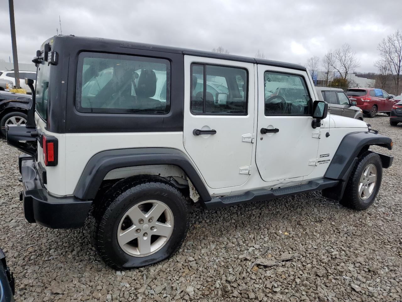 Photo 2 VIN: 1C4BJWKG2EL302723 - JEEP WRANGLER 