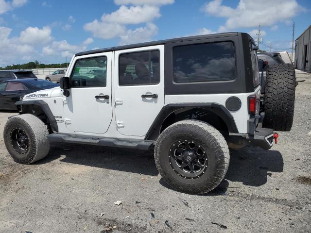 Photo 2 VIN: 1C4BJWKG3GL266382 - JEEP WRANGLER 