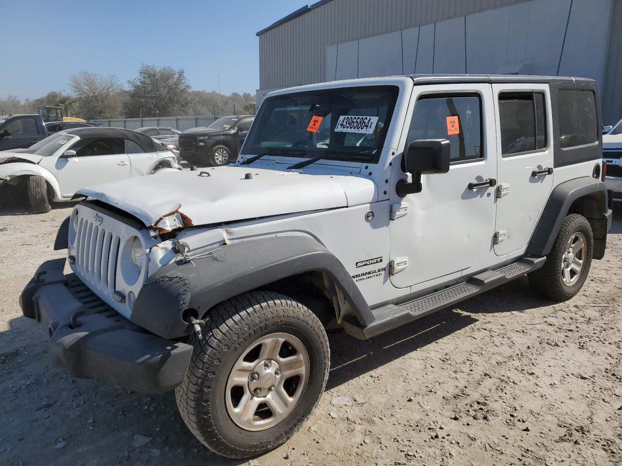 Photo 0 VIN: 1C4BJWKG8FL533773 - JEEP WRANGLER 