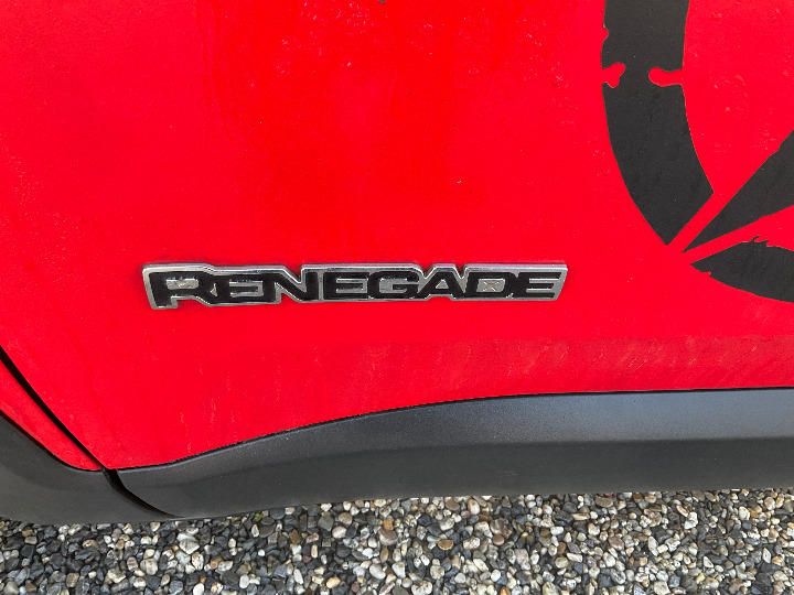 Photo 9 VIN: 1C4BU0000GPD44504 - JEEP RENEGADE SUV 