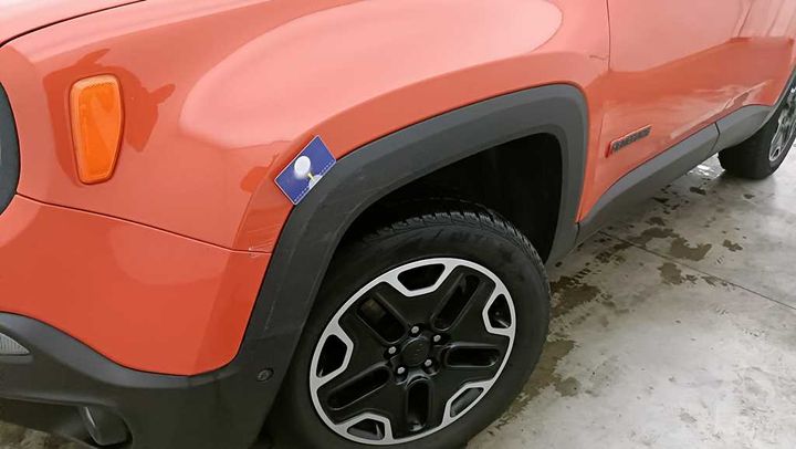 Photo 30 VIN: 1C4BU0000HPE76698 - JEEP RENEGADE 