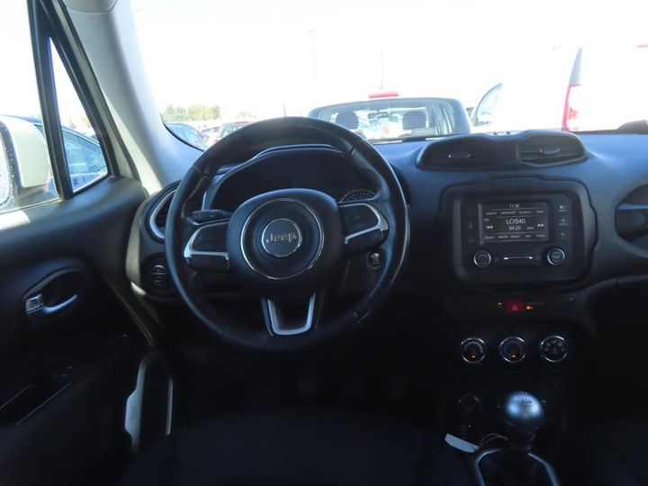 Photo 8 VIN: 1C4BU0000HPF95635 - JEEP RENEGADE 