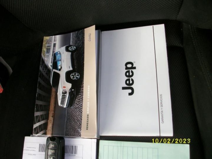 Photo 5 VIN: 1C4BU0000JPH37868 - JEEP RENEGADE 