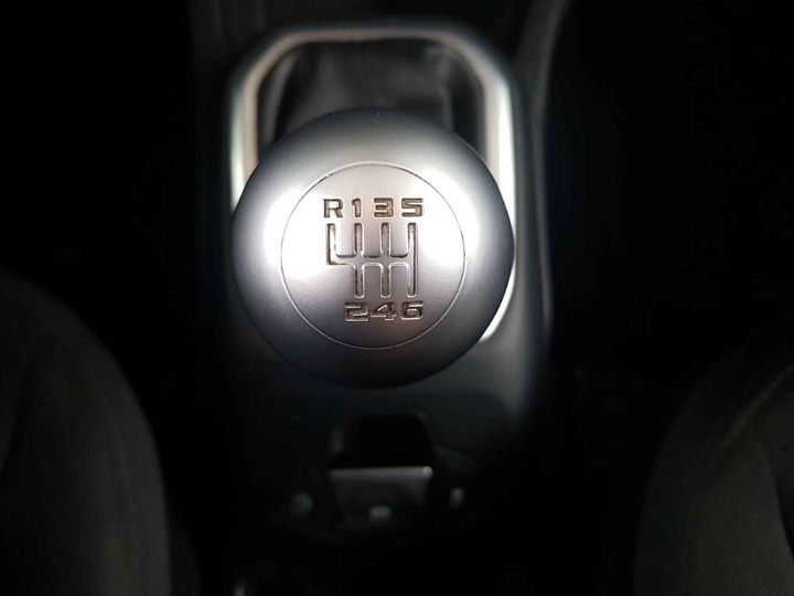 Photo 13 VIN: 1C4BU0000JPH57402 - JEEP RENEGADE 