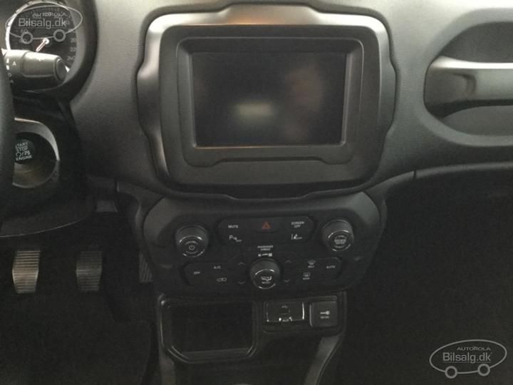 Photo 9 VIN: 1C4BU0000KPH98860 - JEEP RENEGADE SUV 