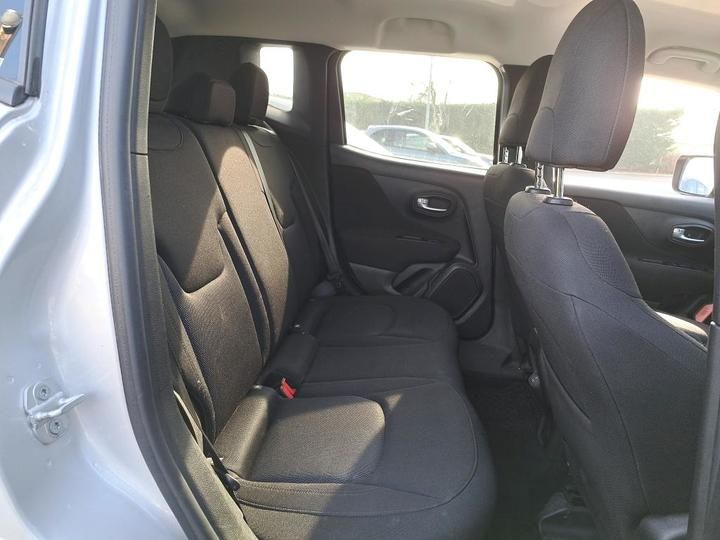 Photo 10 VIN: 1C4BU0000LPL18322 - 29 JEEP RENEGADE 