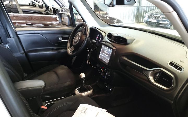 Photo 18 VIN: 1C4BU0000LPL58149 - JEEP RENEGADE 