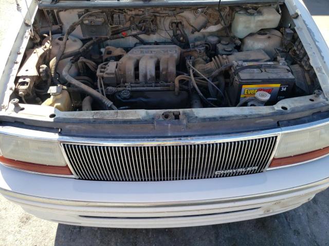 Photo 11 VIN: 1C4GH54R0PX524814 - CHRYSLER TOWN & COU 