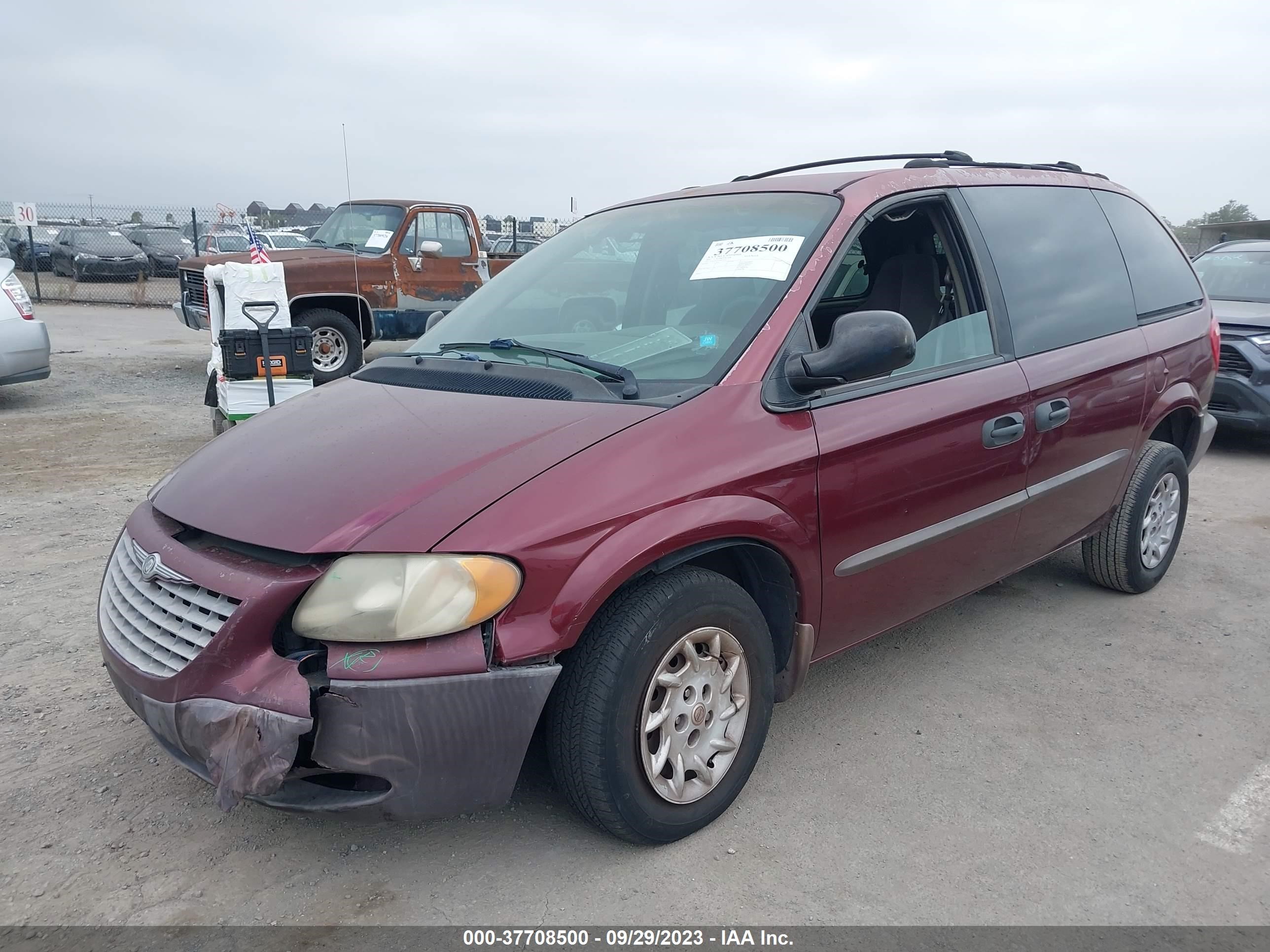 Photo 1 VIN: 1C4GJ25322B535753 - CHRYSLER VOYAGER 