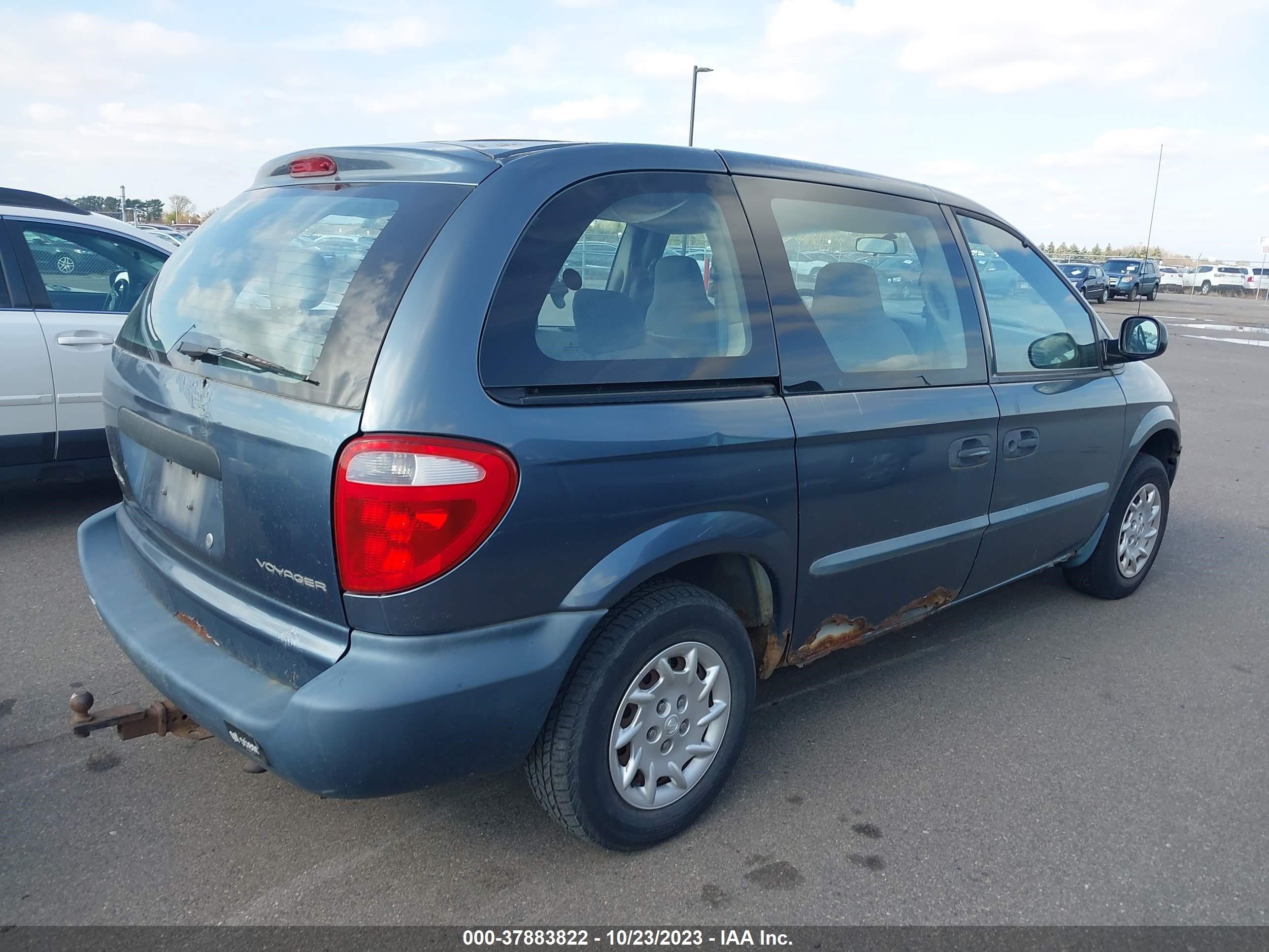 Photo 3 VIN: 1C4GJ25352B542289 - CHRYSLER VOYAGER 