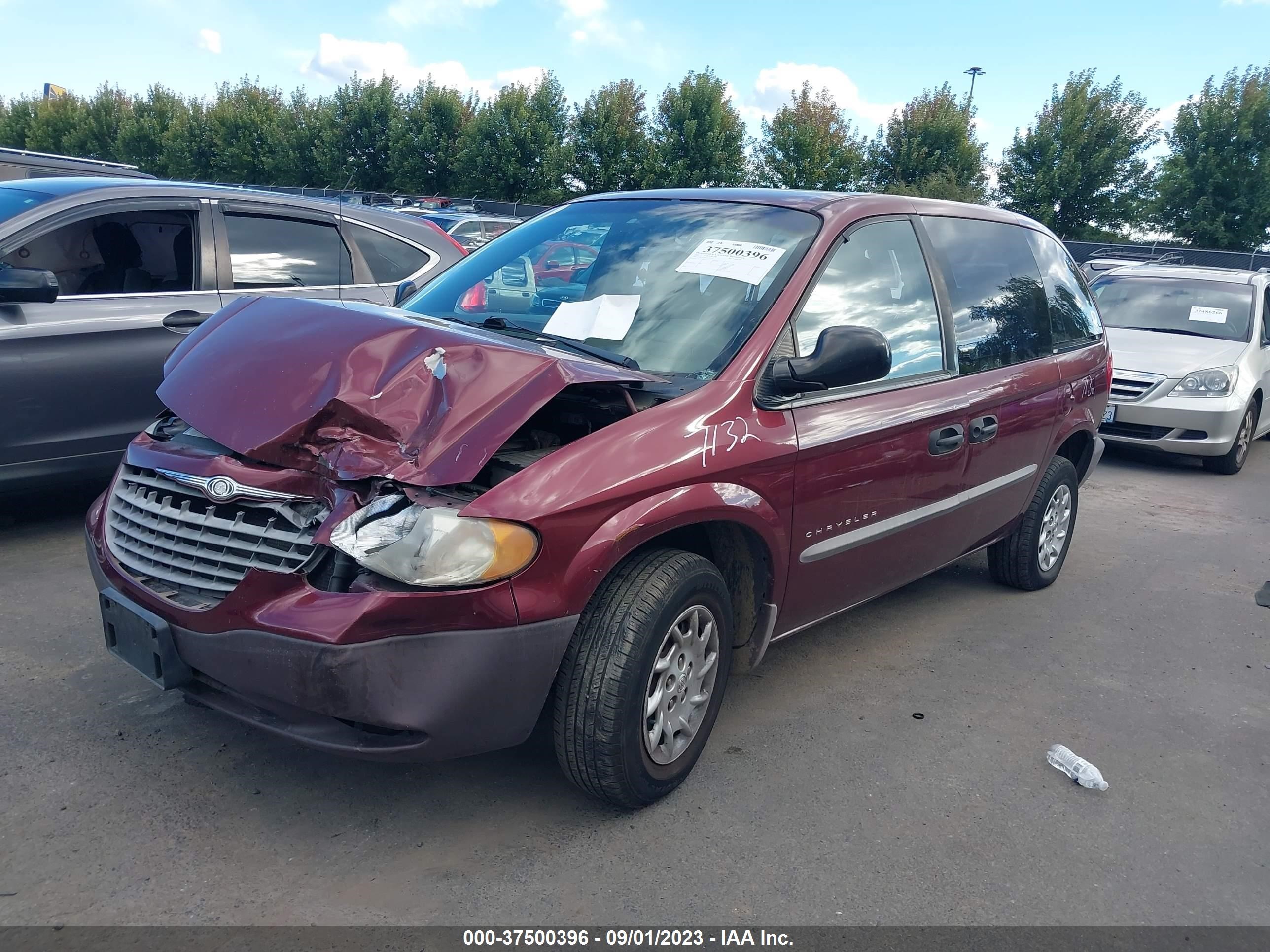 Photo 1 VIN: 1C4GJ25B21B209151 - CHRYSLER VOYAGER 