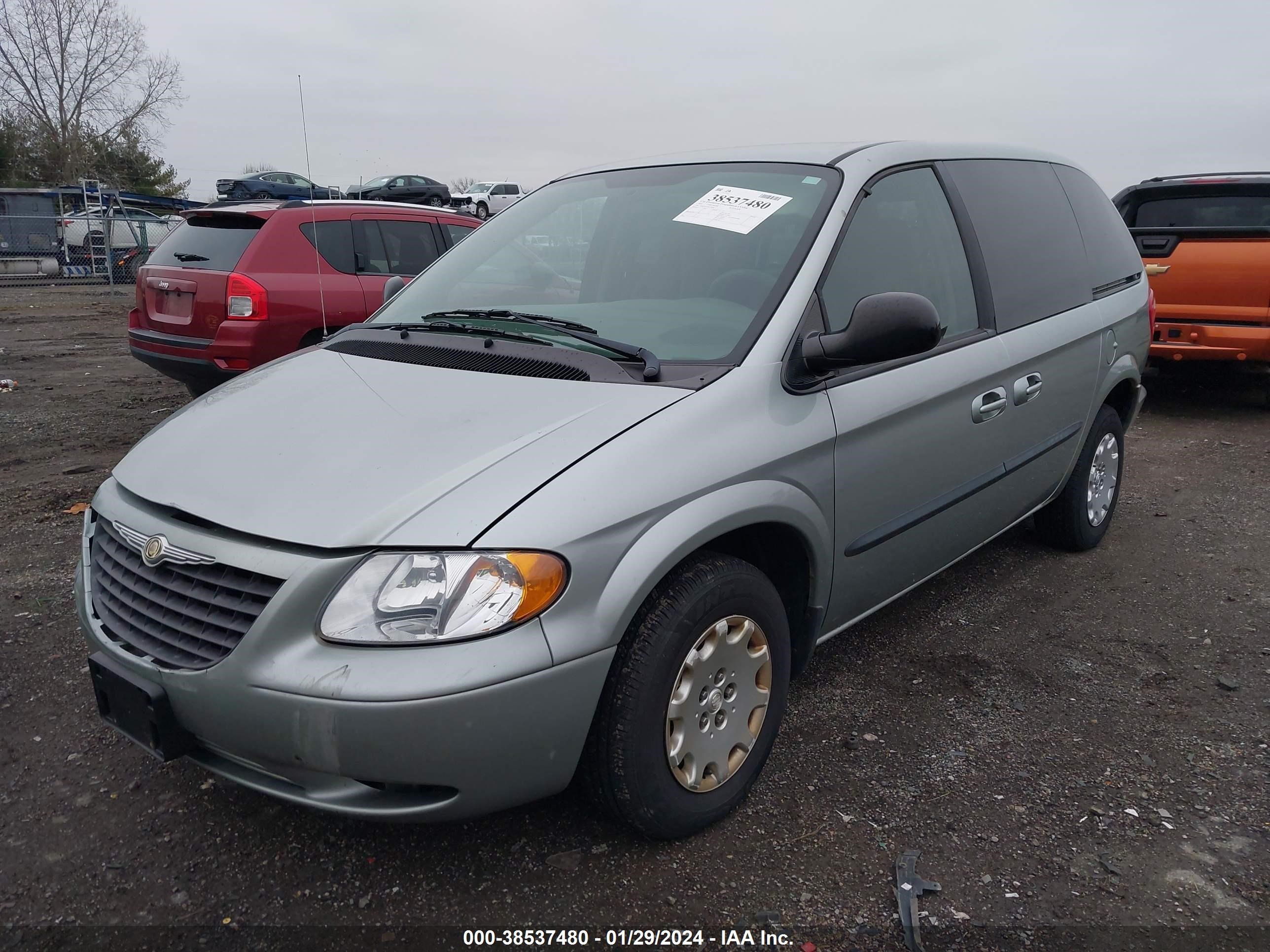 Photo 1 VIN: 1C4GJ453X3B170784 - CHRYSLER VOYAGER 