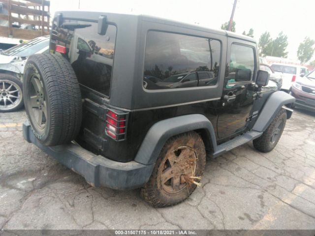 Photo 3 VIN: 1C4GJWAG2GL305244 - JEEP WRANGLER 