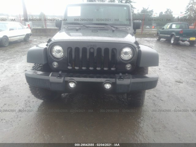 Photo 5 VIN: 1C4GJWAG2HL692976 - JEEP WRANGLER 