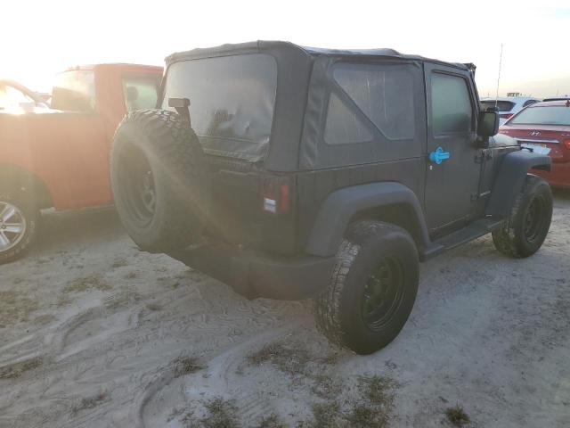 Photo 2 VIN: 1C4GJWAG6CL182607 - JEEP WRANGLER S 