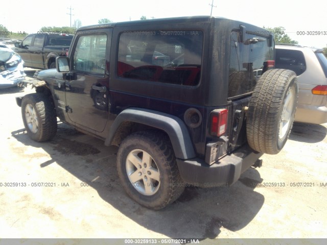 Photo 2 VIN: 1C4GJWAG8DL573629 - JEEP WRANGLER 