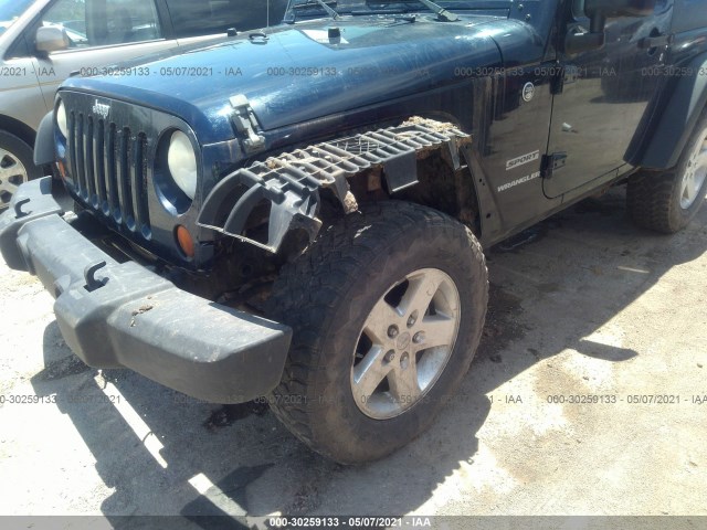 Photo 5 VIN: 1C4GJWAG8DL573629 - JEEP WRANGLER 