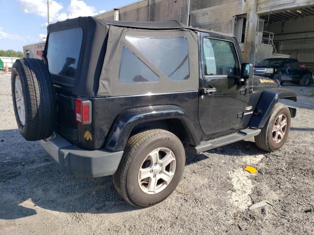 Photo 2 VIN: 1C4GJWBG4DL619889 - JEEP WRANGLER 