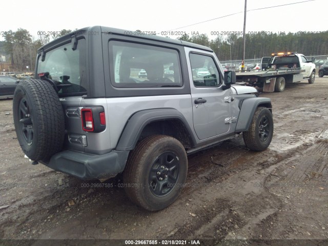 Photo 3 VIN: 1C4GJXAG2JW177423 - JEEP WRANGLER 