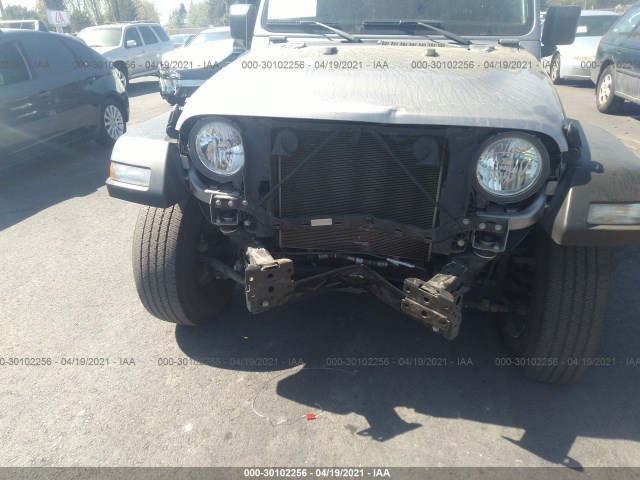 Photo 5 VIN: 1C4GJXAG2KW645491 - JEEP WRANGLER 