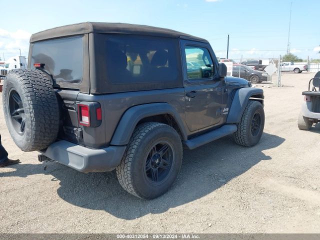 Photo 3 VIN: 1C4GJXAG3JW141515 - JEEP WRANGLER 