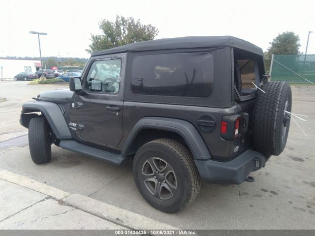 Photo 2 VIN: 1C4GJXAG3JW156175 - JEEP WRANGLER 