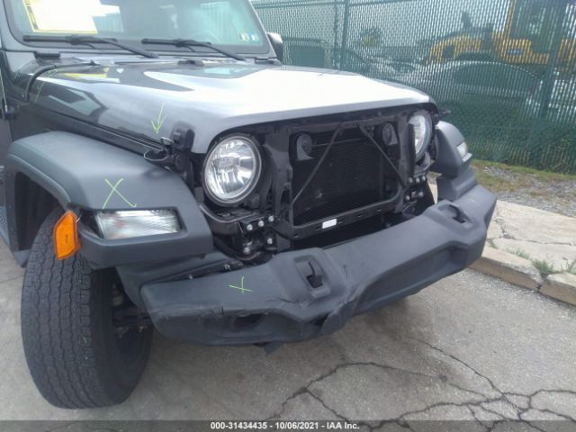 Photo 5 VIN: 1C4GJXAG3JW156175 - JEEP WRANGLER 