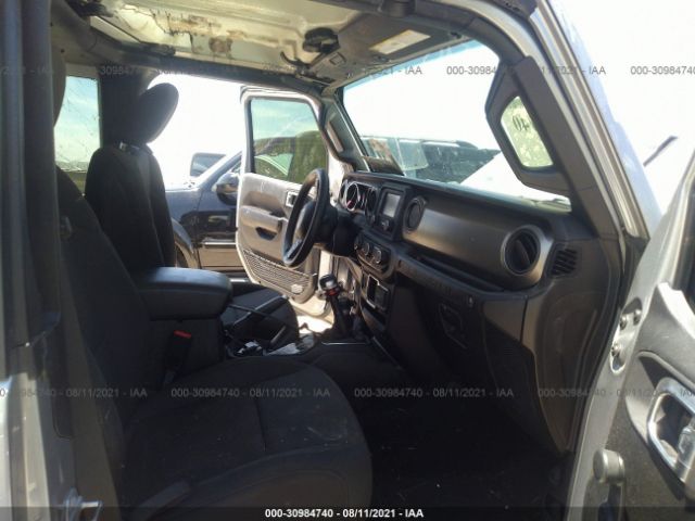 Photo 4 VIN: 1C4GJXAG3KW638713 - JEEP WRANGLER 