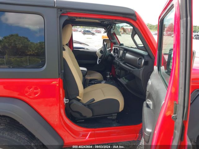 Photo 4 VIN: 1C4GJXAG3KW640381 - JEEP WRANGLER 