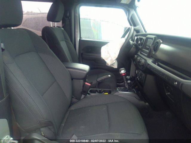 Photo 4 VIN: 1C4GJXAG3MW691169 - JEEP WRANGLER 