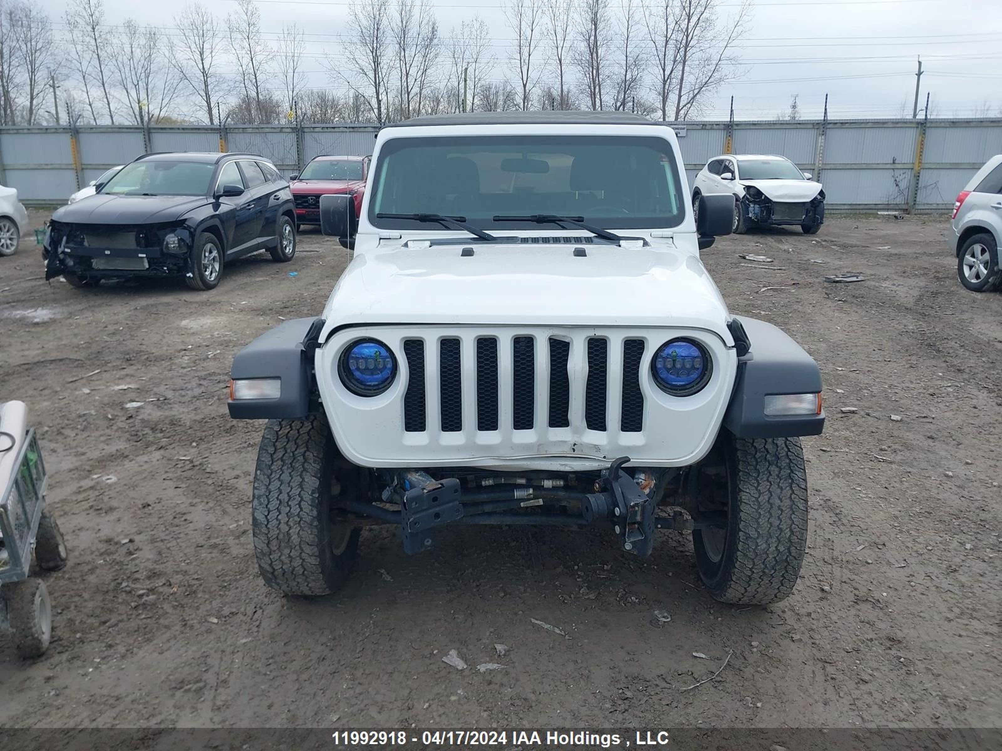 Photo 11 VIN: 1C4GJXAG4KW626621 - JEEP WRANGLER 