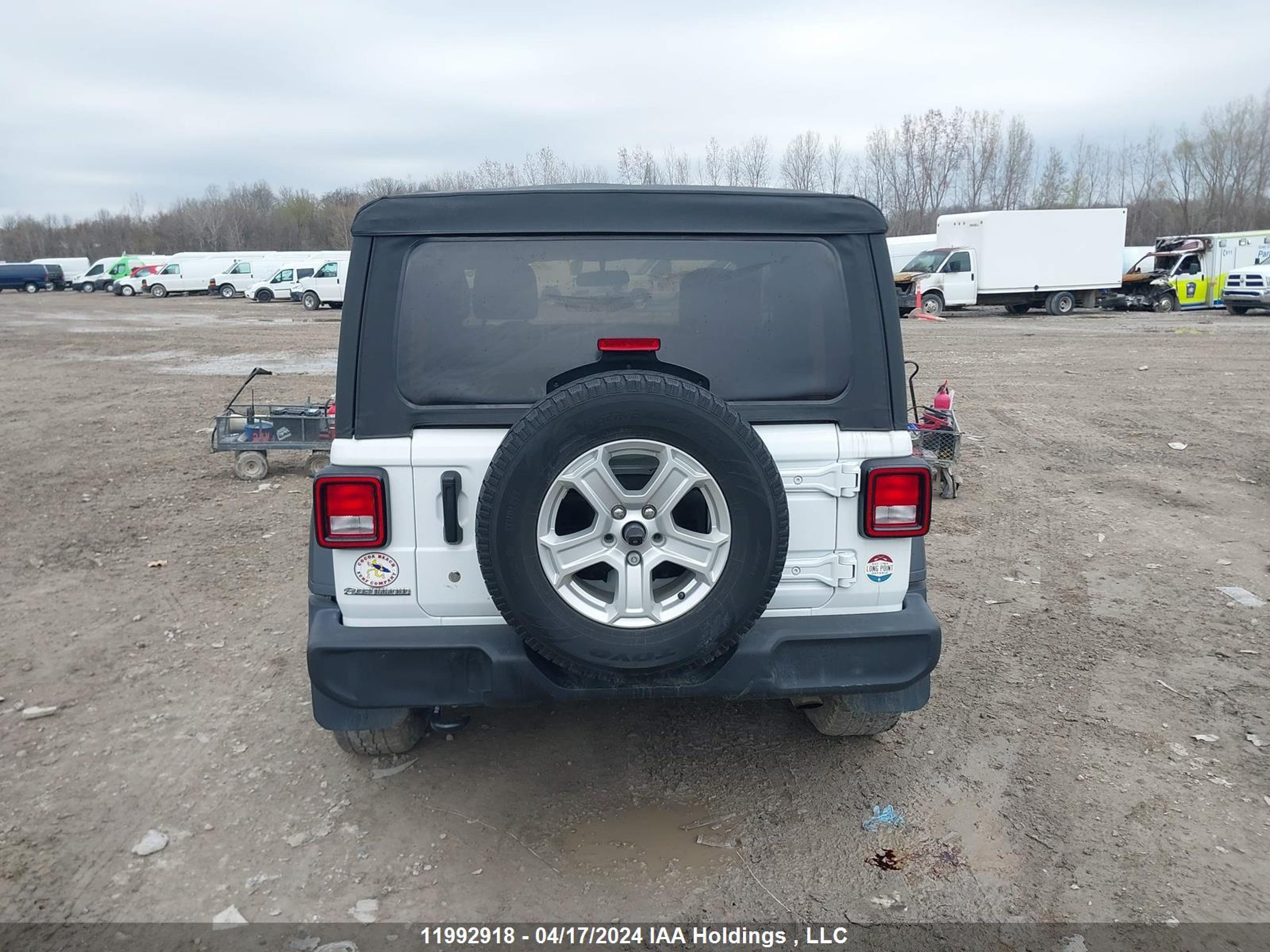 Photo 15 VIN: 1C4GJXAG4KW626621 - JEEP WRANGLER 