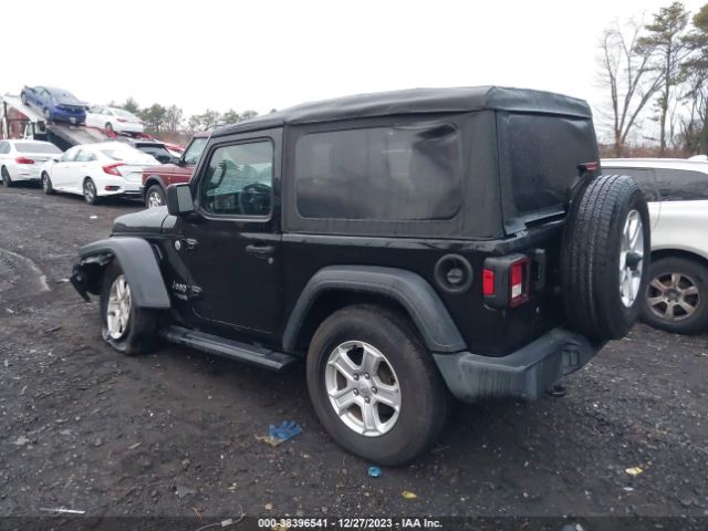 Photo 2 VIN: 1C4GJXAG5JW304116 - JEEP WRANGLER 