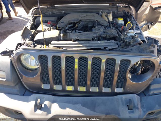 Photo 9 VIN: 1C4GJXAG6JW284765 - JEEP WRANGLER 