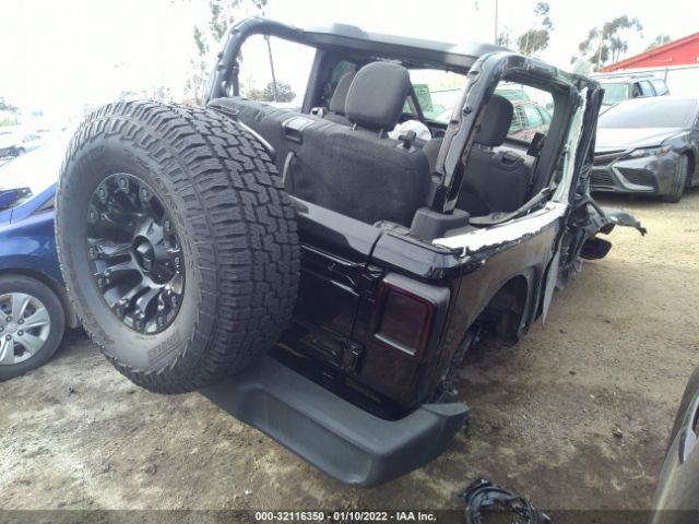 Photo 3 VIN: 1C4GJXAG7KW616813 - JEEP WRANGLER 