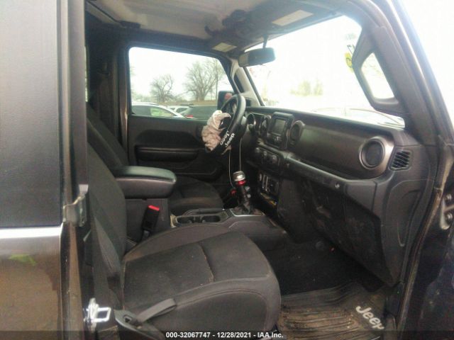 Photo 4 VIN: 1C4GJXAG8JW188295 - JEEP WRANGLER 